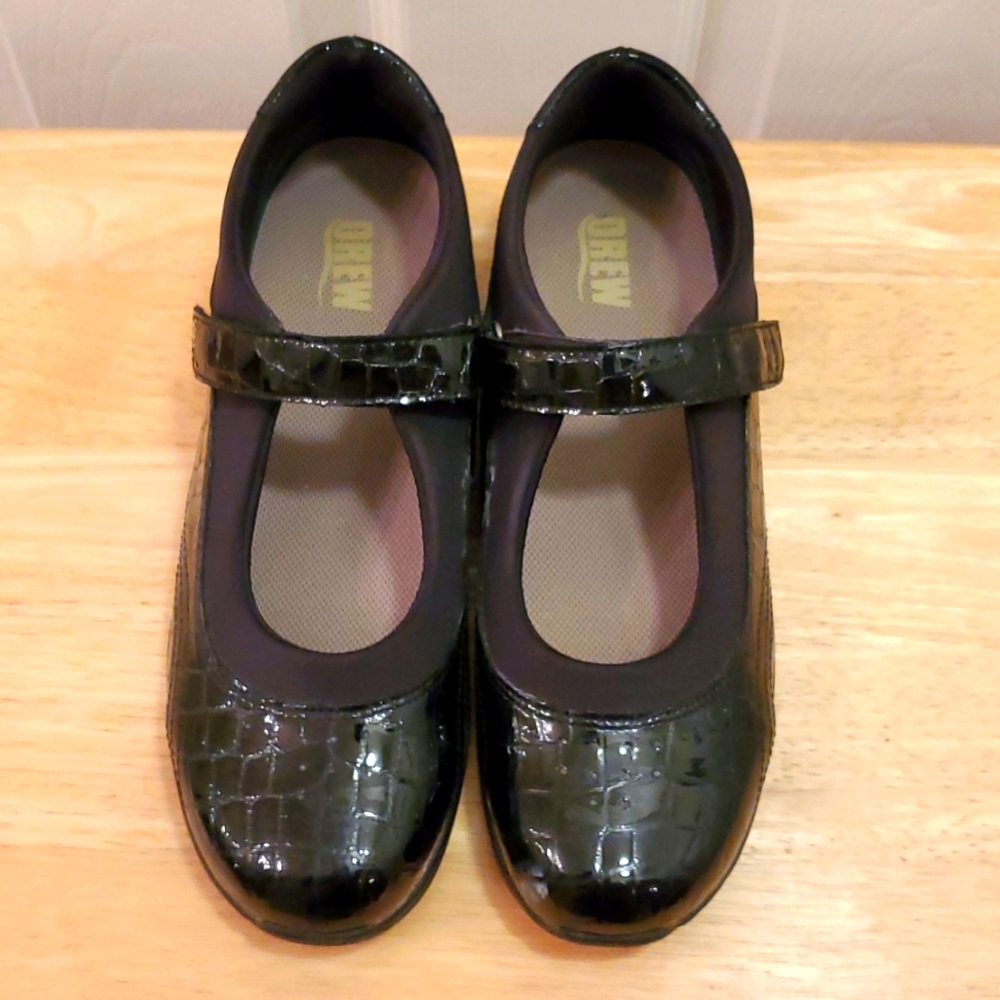 Sale Drew Shoe 🌻 Rose Stretch Mary Jane Black Croc Patent Leather 10M